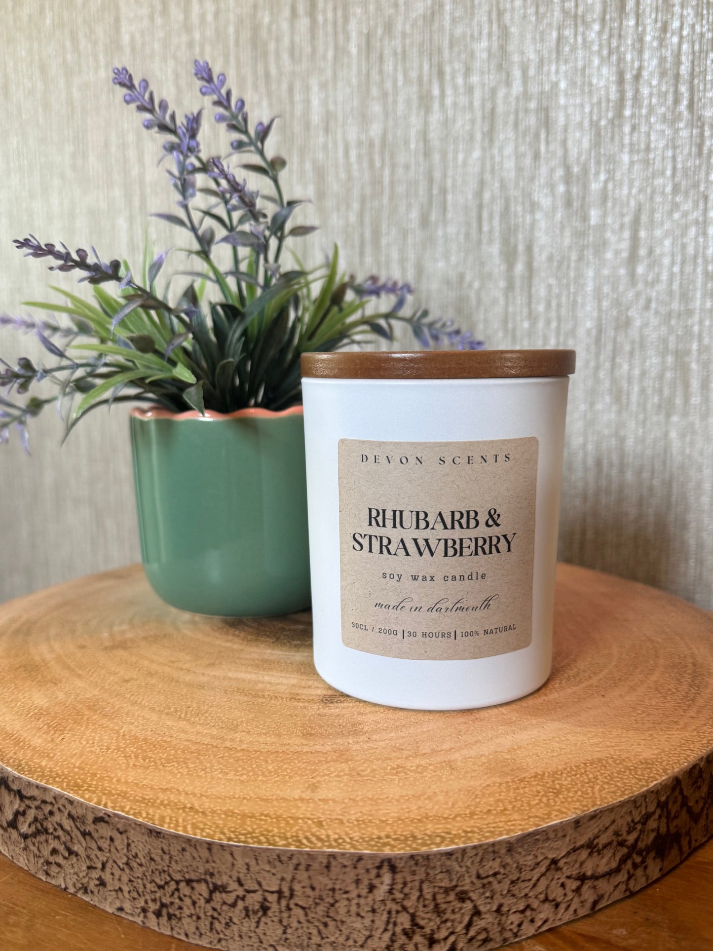 30cl Rhubarb & Strawberry Candle