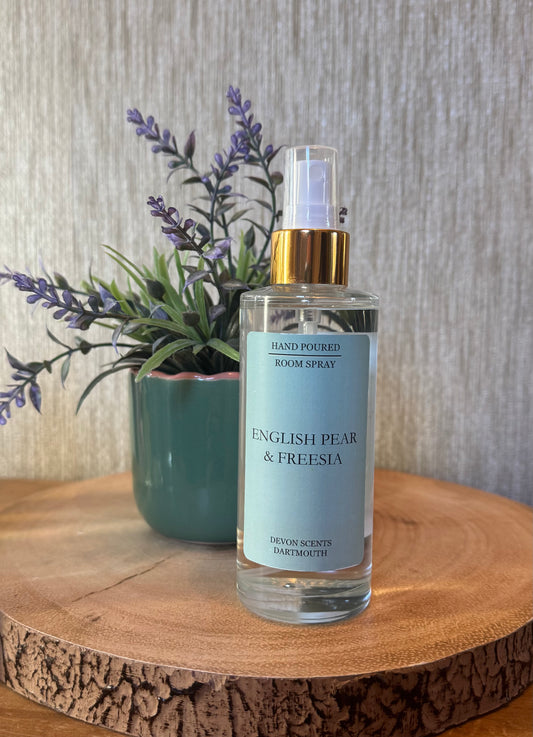 English Pear & Freesia Room Spray