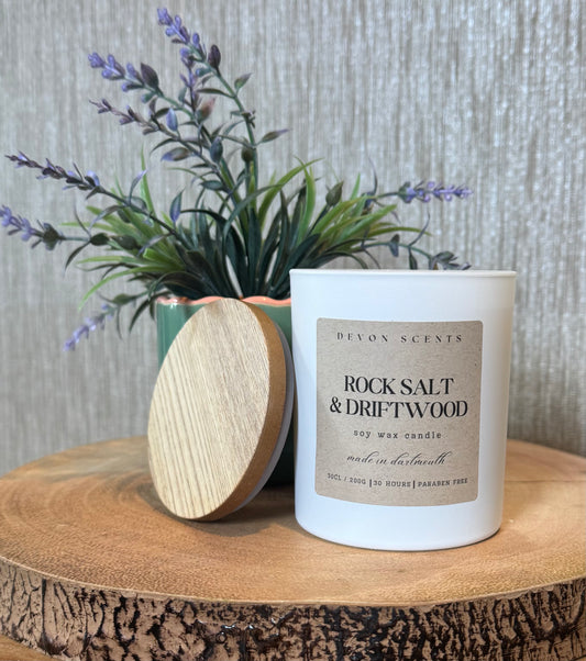 30cl Rock Salt & Driftwood Candle