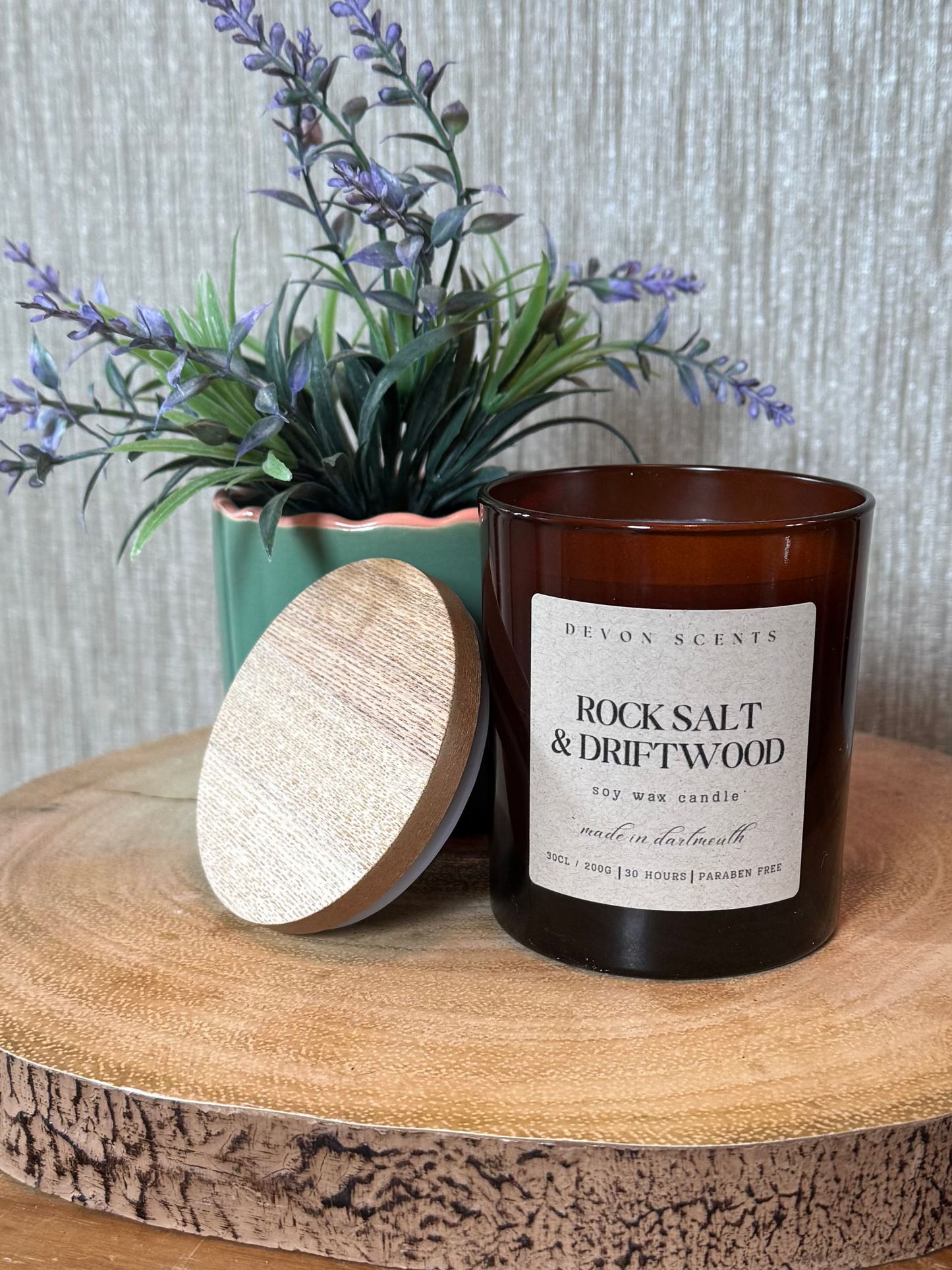 30cl Rock Salt & Driftwood Candle