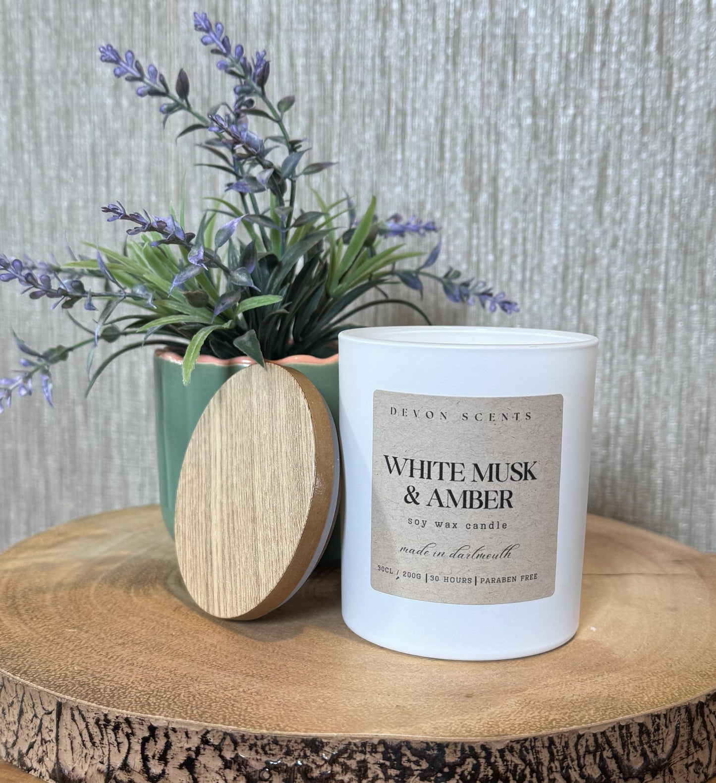 30cl White Musk & Amber Candle