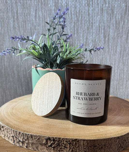 30cl ' Rhubarb & Strawberry' Amber Candle